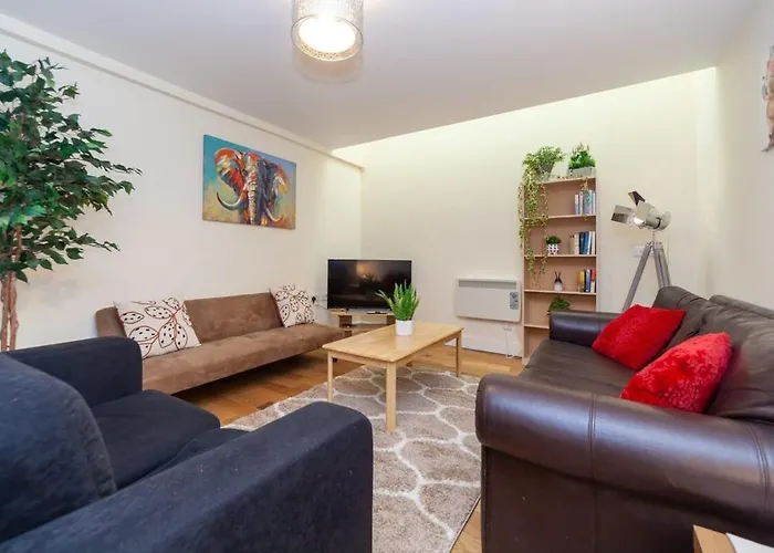 Characterful 2 Bedroom Apartment In Brixton