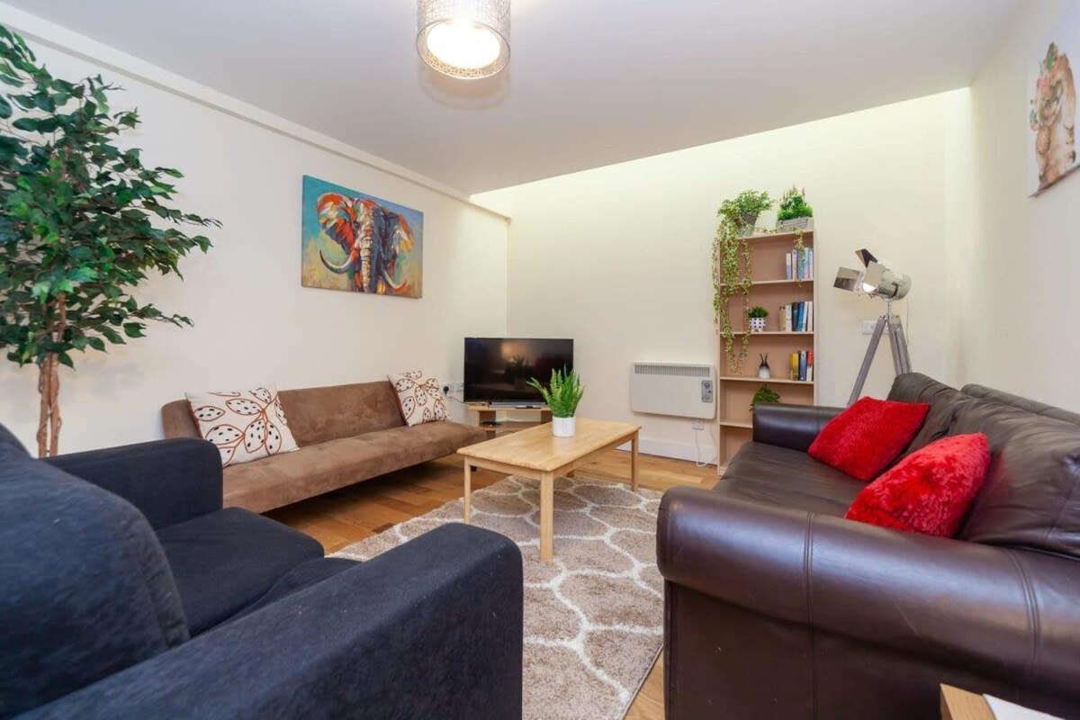 Appartamento Characterful 2 Bedroom In Brixton Londra