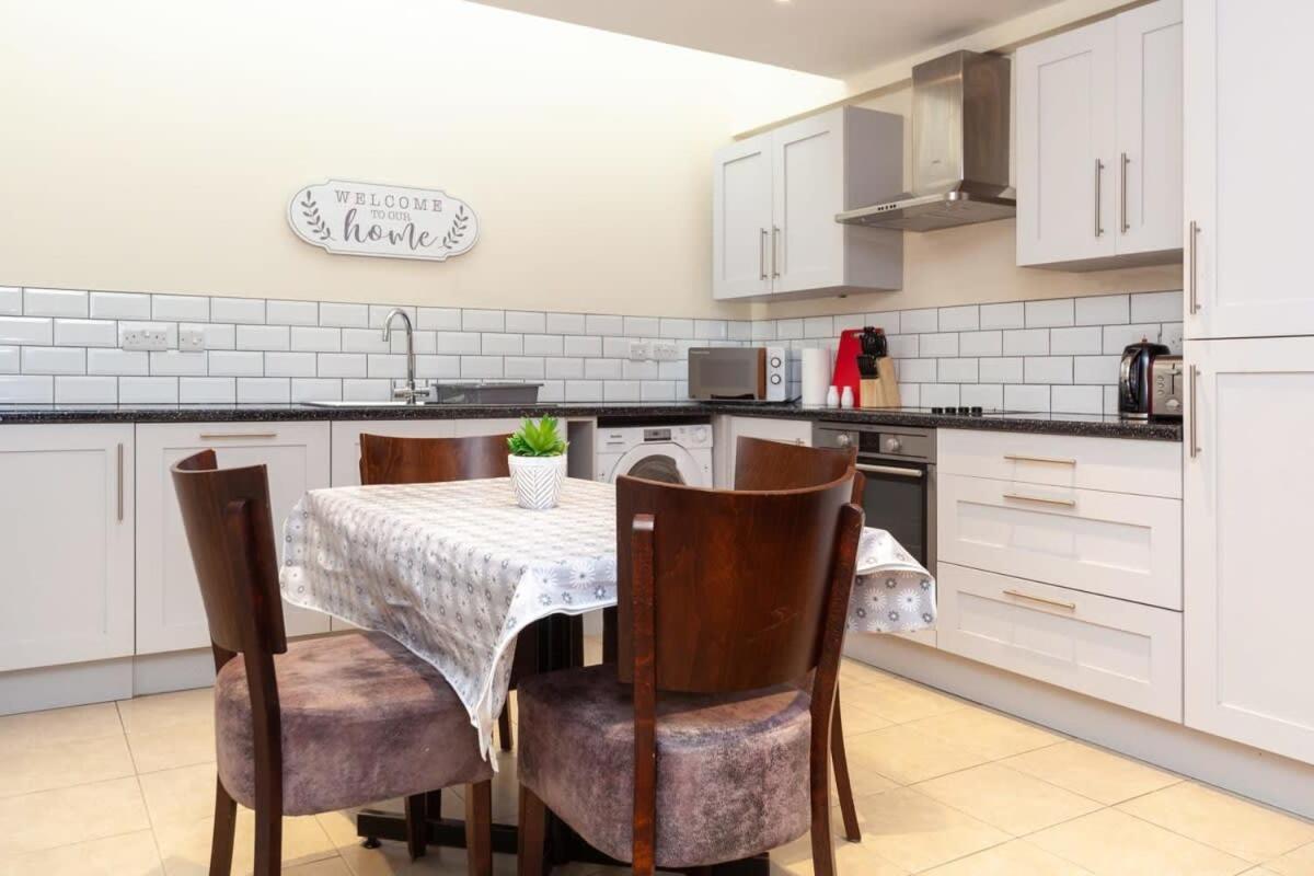 Characterful 2 Bedroom In Brixton Appartamento